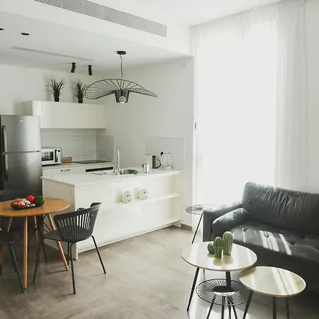 Localz - Rambam Residence W Private Mamad Tel Aviv Exterior photo