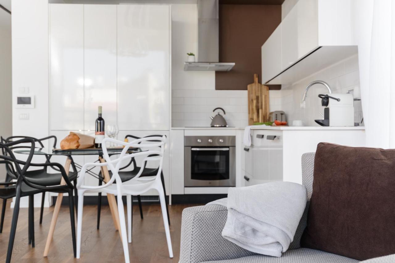Localz - Rambam W Private Mamad Apartment *