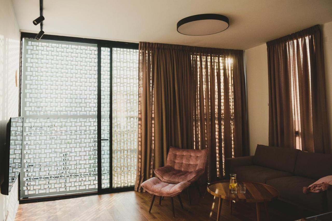 Apartment Localz - Rambam W Private Mamad