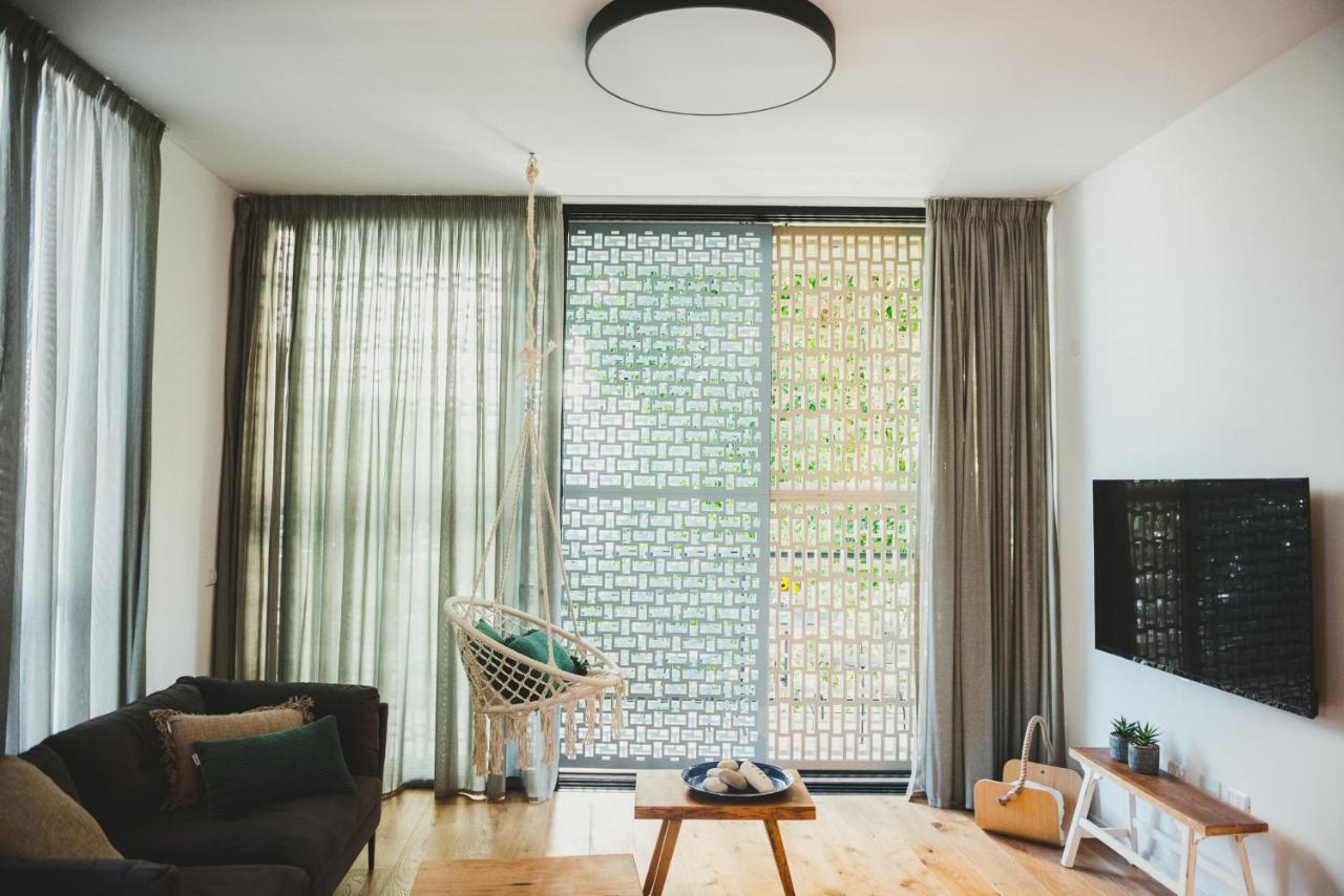 Localz - Rambam W Private Mamad Apartment *
